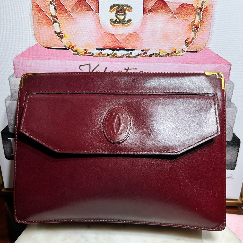 Cartier must the Cartier  Burgundy Leather Clutch GUC